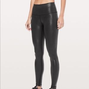 Lululemon Wunder Under Shine Black size 10 EUC